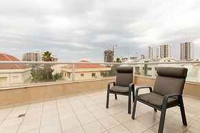 Prestigious Beachfront Villa PrivatePool