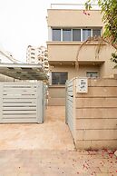 Prestigious Beachfront Villa PrivatePool