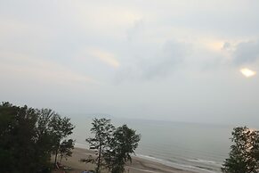 Swiss Garden Residences by Nature Home