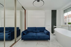 Unique Studio in Wrocław by Renters