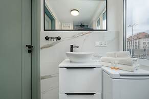 Unique Studio in Wrocław by Renters