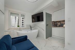 Unique Studio in Wrocław by Renters