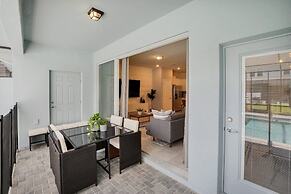 5 Bed In Windsor Island Resort 5 Bedroom Townhouse by RedAwning