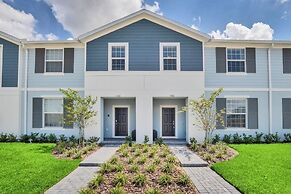 5 Bed In Windsor Island Resort 5 Bedroom Townhouse by RedAwning