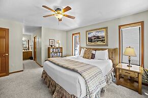 4 Bedroom Home at 392 Skidder Trail by RedAwning Save 10% on 3 Nights,