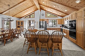 4 Bedroom Home at 392 Skidder Trail by RedAwning Save 10% on 3 Nights,