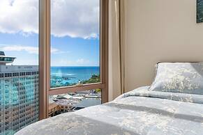 Sky Ala Moana 2907 1 Bedroom Condo by RedAwning
