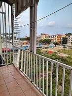 White House by Sorot