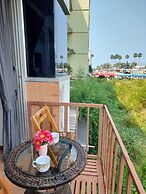 White House by Sorot