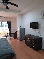 White House by Sorot