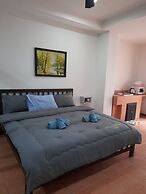 White House by Sorot