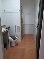 White House by Sorot