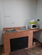 White House by Sorot