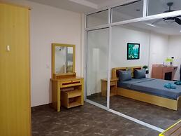 White House by Sorot