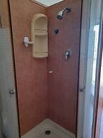 White House by Sorot