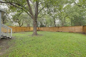 Gated Houston Home w/ Large Yard: 4 Mi to Downtown