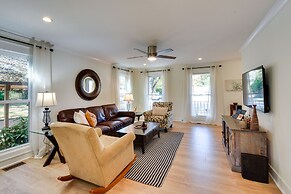 Tranquil Travelers Rest Home w/ Fire Pit!