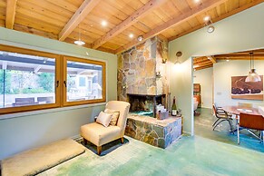 Inviting Vista Home With Pool: 10 Mi to Oceanside!