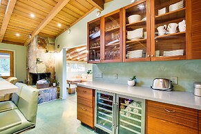 Inviting Vista Home With Pool: 10 Mi to Oceanside!