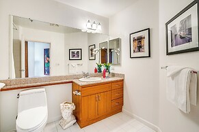 Luxe Condo w/ Private Patio & Perks in Emeryville!