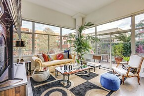 Luxe Condo w/ Private Patio & Perks in Emeryville!