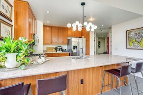 Luxe Condo w/ Private Patio & Perks in Emeryville!