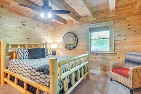 Rustic Laurelville Cabin w/ Hot Tub & Sauna!