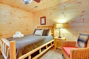 Rustic Laurelville Cabin w/ Private Hot Tub!