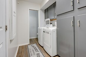 Cassopolis Vacation Home - Walk to Diamond Lake!