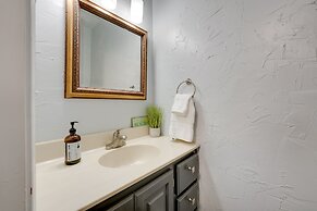 Cassopolis Vacation Home - Walk to Diamond Lake!