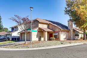 Pet-friendly Citrus Heights Home: Fenced Backyard!