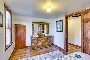 3 Mi to Golf - Beatrice Vacation Home!