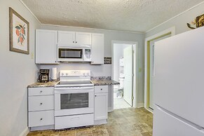 3 Mi to Golf - Beatrice Vacation Home!