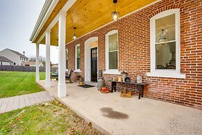 Family-friendly Hatfield Home: 3 Mi to Downtown!