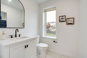 Family-friendly Hatfield Home: 3 Mi to Downtown!
