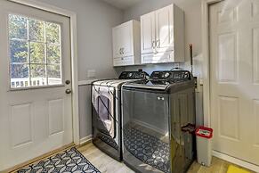 Peaceful Troutman Home: 5 Mi to Lake Norman!