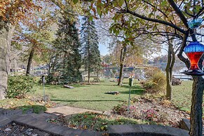 Lakefront Getaway in Leesburg w/ Dock + Kayaks!