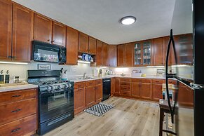 Lakefront Getaway in Leesburg w/ Dock + Kayaks!