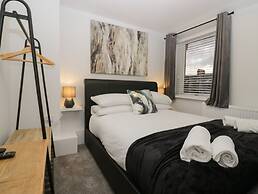 Eden on the Crescent