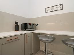 Eden on the Crescent