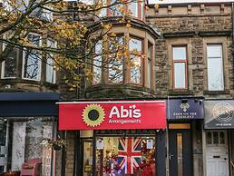 Eden on the Crescent