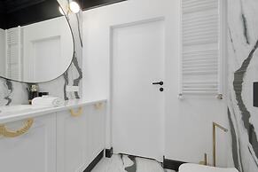 Tastefully Arranged Studio by Renters