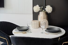 Tastefully Arranged Studio by Renters