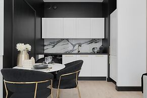 Tastefully Arranged Studio by Renters