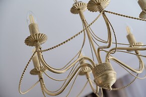 Tastefully Arranged Studio by Renters