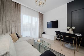 Tastefully Arranged Studio by Renters