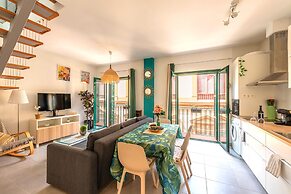 Skysea Holidays City Center Suites