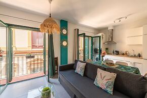 Skysea Holidays City Center Suites