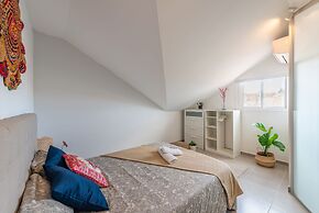 Skysea Holidays City Center Suites