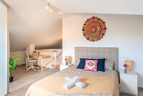 Skysea Holidays City Center Suites